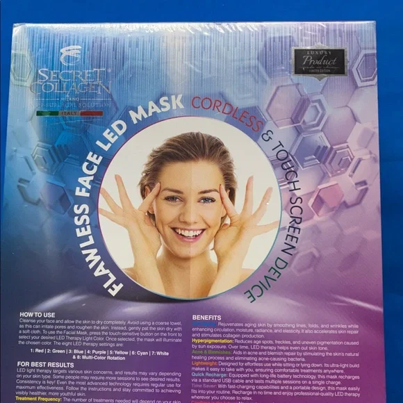 Flawless Face LED Mask in Pink/Purple - Women Skincare Mask - Picture 3 of 3
